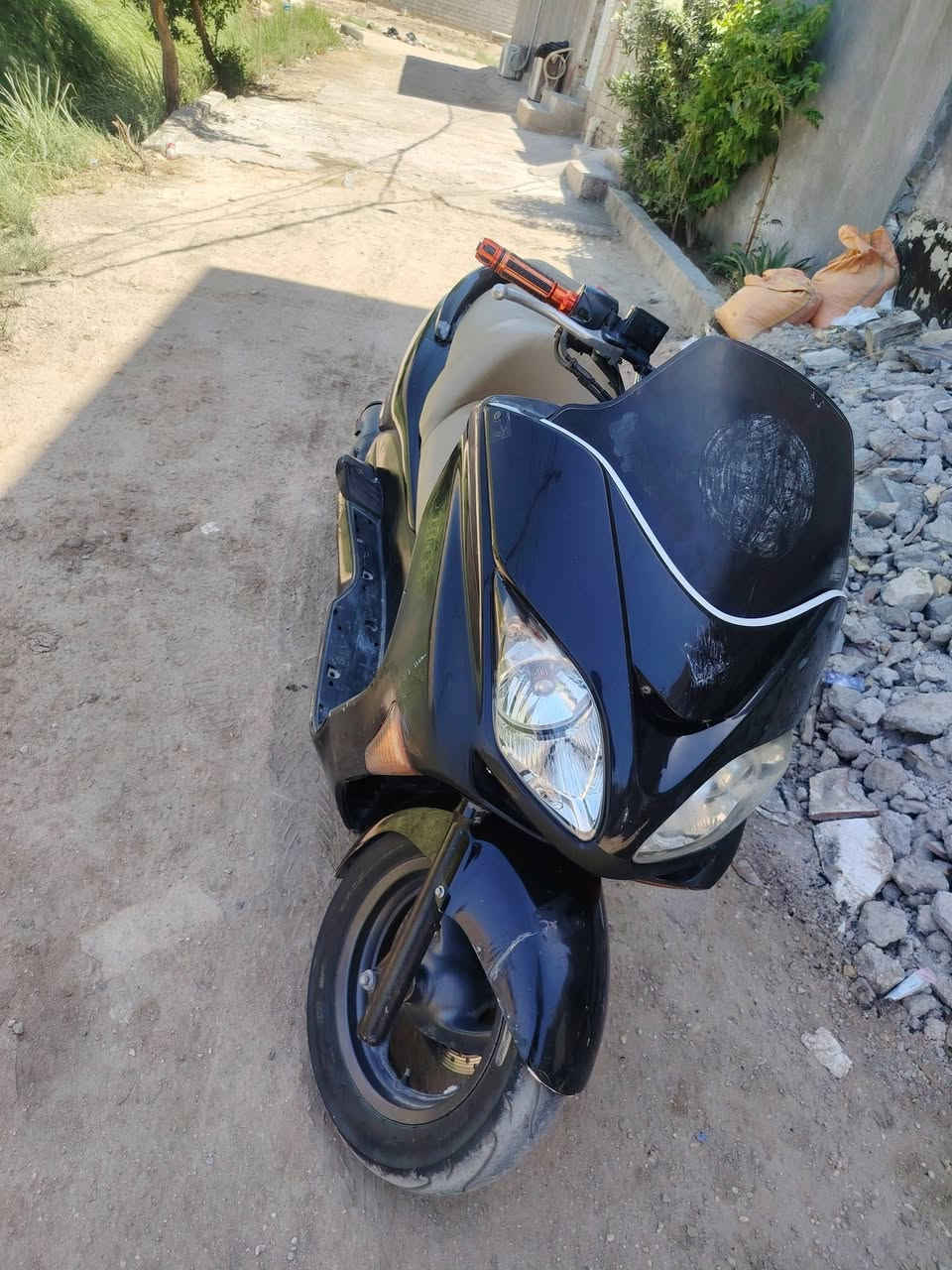 السلام عليكم للبيع فورزه 08 دراجه جاهزه السعر 650 مكانها طويريج للاستفسار ***********
