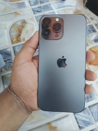 ايفون 13برو ماكس جهاز مامفتوح ونضيف ذاكره 256 لون سلفر بطاريه 85جهاز ب...