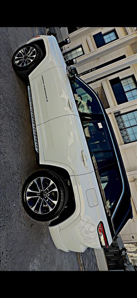 السلام عليكم جيب اوفر لاند موديل 2024 تو كلر. وكاله هارلم سياره ماشيه تسعه الاف بعدها بضمان ثاني تبديله دهن. سياره جديده لوك ع وضع شركه.  مكانها بغداد المنصور ***********
