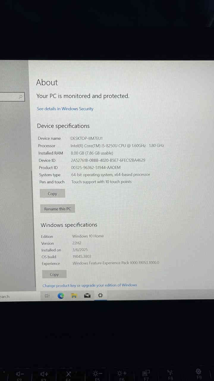 لابتوب لينوفو للبيع المواصفات:
1.كوري i5
2. الجيل الثامن
3. رام 8
4.كرت شاشه داخلي
5.الهارد ssd
6. المساحه 256
7. ويندوز 10 
8.مع شاحنه فقط
9.حجم الشاشه 12
12.لمس
11.النظافة 95% مثل ما موضح بالصوره
12.بي مشكله الكيبورد الدكم شويه ثكيله باللمس شغال كامل
السعر 180 وبي مجال المكان موصل كراج الشمال الرقم***********
