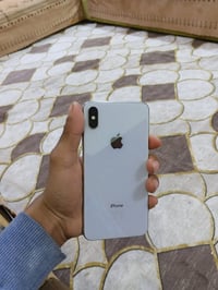 ايفون X ماكس • ٦٤ • بطاريه ١٠٠٪