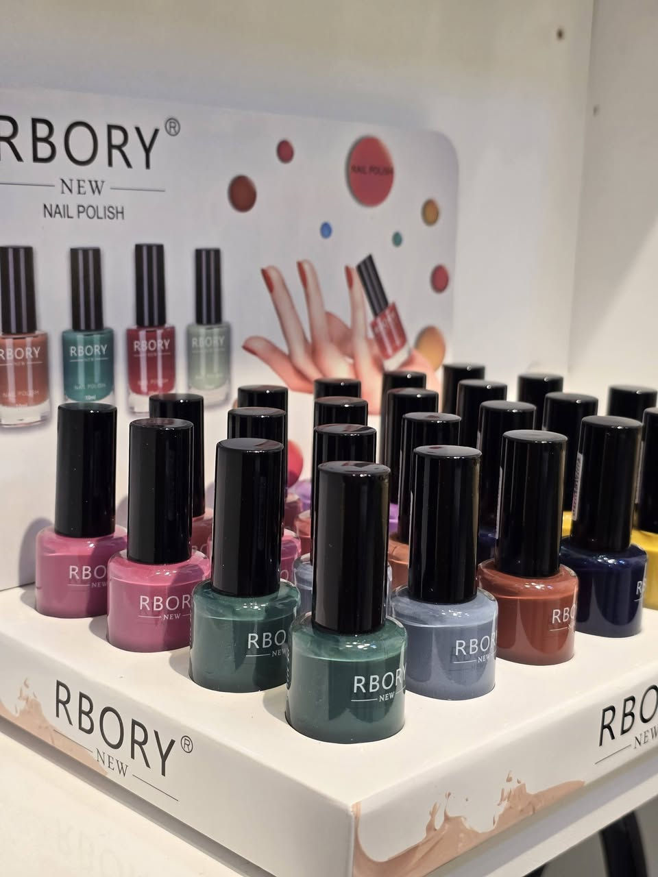 صبغ اظافر ماركة RBORY 💅
الالوان المرغوبة والترند كلها تلكوها هنا 😍
السعر : الف 
متوفر في 
Shine On 🔮 حيثُ للتألقِ عنوان 

 🌸 بوتيك شاين اون للاكسسوارات والعطور النسائية والرجالية 

اكسسوارات "نسائية ، رجالية " _ عطور _ ميك اب  _ حقائب - هدايا
المتجر مفتوح على مدار ٢٤ ساعة 

خدمة حجز الطلبات متوفرة طول اليوم وعلى مدار 24 ساعة

يتوفر خدمة تغليف الهدايا واختيار الهدية حسب الطلب ❤🌹🌺 

💥للحجز والاستفسار مراسلة الصفحة 📥
او الاتصال واتس اب
***********
—————————————-
💥توصيل لكافة انحاء العراق 🏎
داخل خانقين 2000 دينار
داخل ديالى 3000 دينار 
المحافظات 5000 دينار
Khanaqin , Diyala , Iraq 📍
.
.
.
.
#اكسبلور #reels #محل #خانقين #shine_on  حيثُ_للتألقِ_عنوان بوتيك_شاين_اون  مستلزمات_نسائية كوزمتك عطور ملابس اكسسوارات حقائب ترند العراق خانقين بوتيك هدايا
