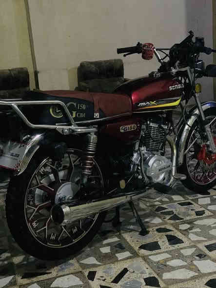 الاسلام عليكم دراجة سولنك 2024.  طالعة بل 25.   داجة مكفولة كفالة عامة.    جديدة بوضع الشركة.   كل نقصً مابيها كهربائيات سلف كلها شغالة.      سعرهاا 750. الف مجاهلها حكً الجية   مكاني صويرة.  ***********
