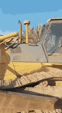 السلام عليكم
#للبيع
بلدوزر موديل 2000
رقم وسنوية 
#رقم بابل 
تحويل ثاني يوم
مكينه نضيفه
رقم الهاتف 
***********
***********
أتصل أو اتراسني وبيك خير تدلل
