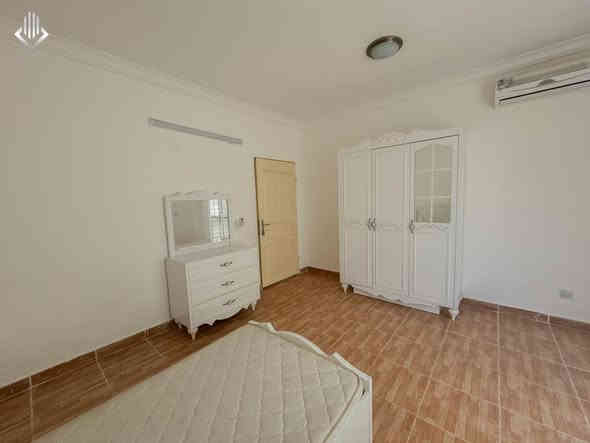 يتوفر شقة للايجار في مجمع ژيان ستي خلف مجدي لاند
مساحة 147 متر 
مفروش بالكامل (مؤثث)
ثنين نوم 
صالة كبيرة
مطبخ معزول
مخزن 
ركن ثلاث واجهات 
سعر الايجار 390$ 
للتواصل والاستفسار 
***********
***********
