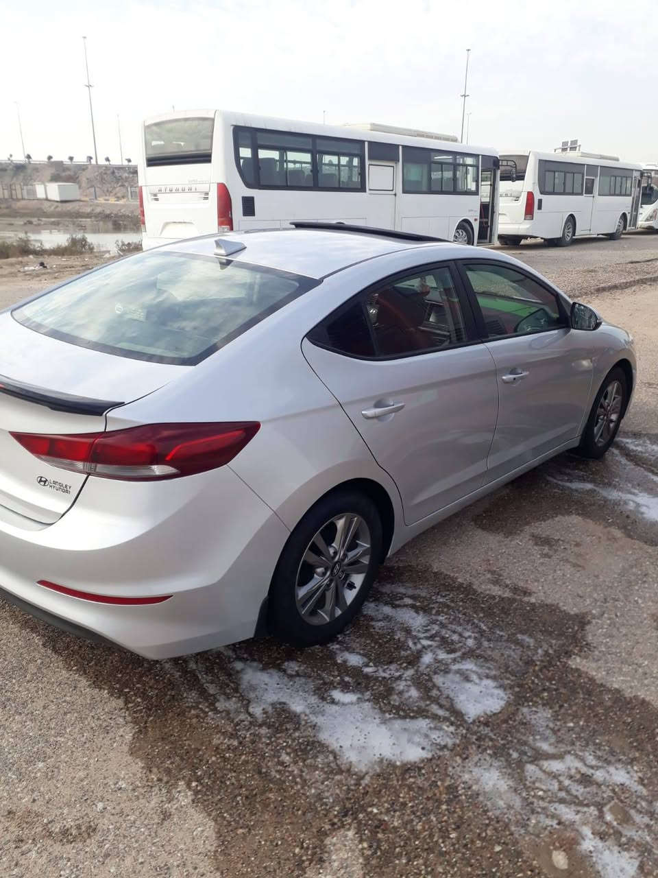 السلام عليكم للبيع سيارة ادوات ادوات موديل 18التفاصيل ع رقم مكلف بنشر ***********
