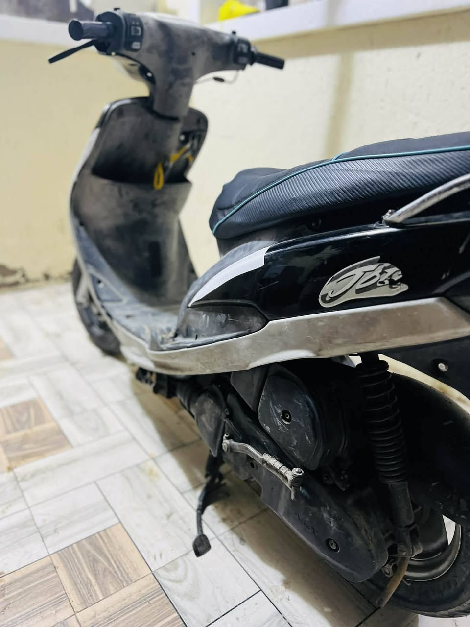 السلام عليكم دراجه ماكس منغولي دراجه حلوه ونظيفه تشتغل سلف هندر كهربائيات كله شغاله سعر خاص 🖖🏻🖤


**إذا كنت صاحب هذا الإعلان وتريد حذفه لأي سبب، رجاءا أرسل رسالة إلى الدعم الفني**