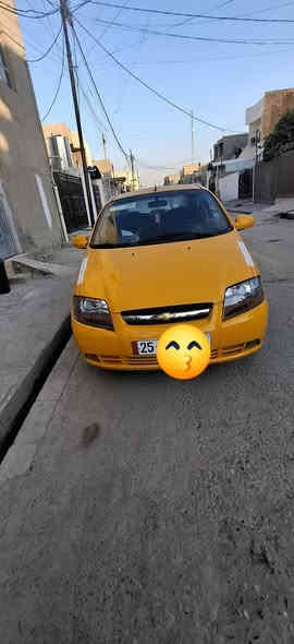 افيو ٢٠٠٦ سنويه لل ٢٨
كابون بانزين موجود 
تخم امامي خلفي جديد 
كير محرك بشرط 
تبريد 
حيل حلوه مصبوغه جديد 
بيها بس بونيد بدون دواخل 
داخل سياره حيل نضيف 
***********
