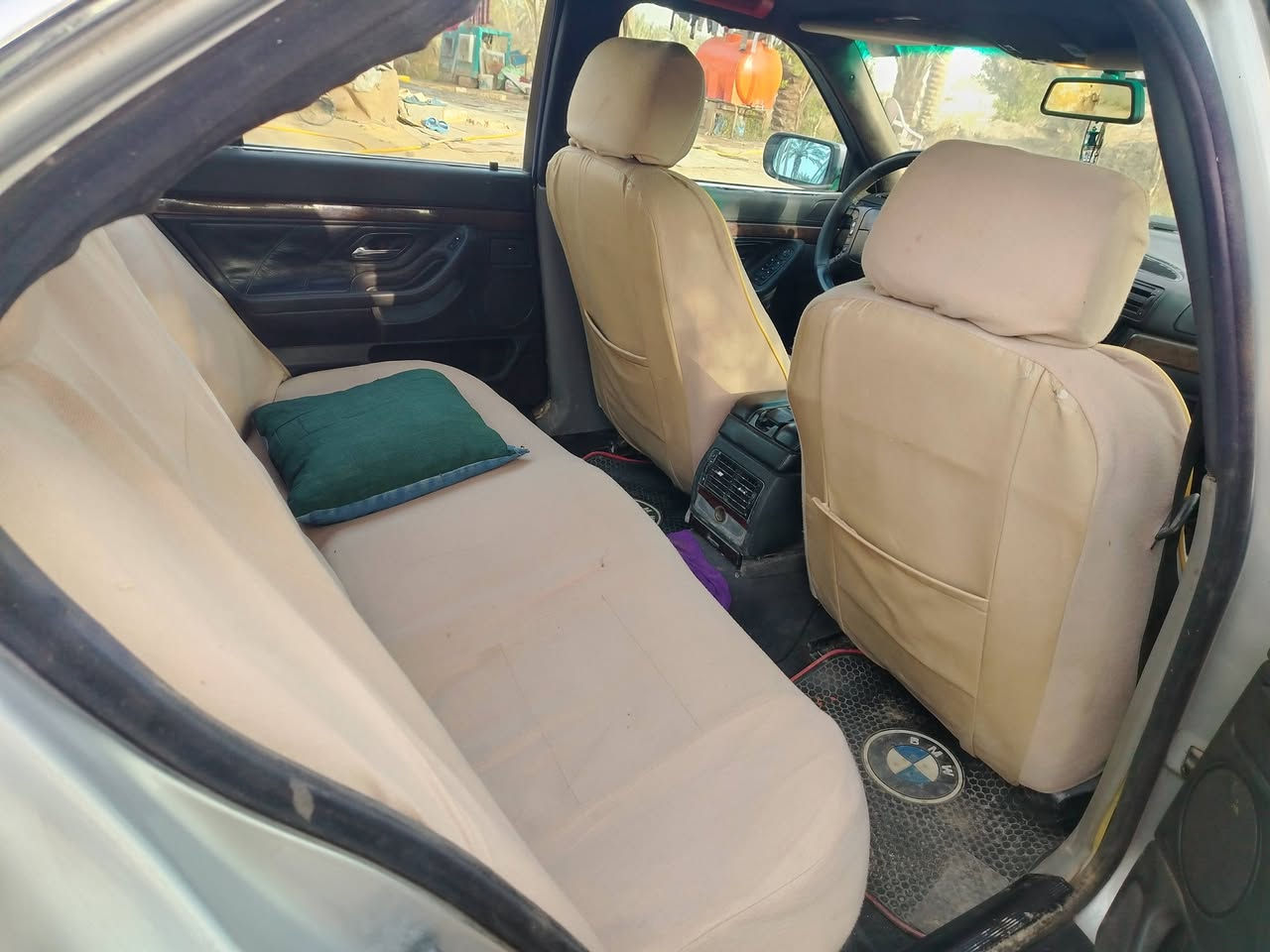 سلام عليكم للبيع خفاش مديل95محدثه 2000كير مكينه جدد 8سلندر تبريد شغال كهربائيات شغاله تخم تاير ويل كب خليه مكانه بابل السعر 62 وبيه مجال قليل


**إذا كنت صاحب هذا الإعلان وتريد حذفه لأي سبب، رجاءا أرسل رسالة إلى الدعم الفني**