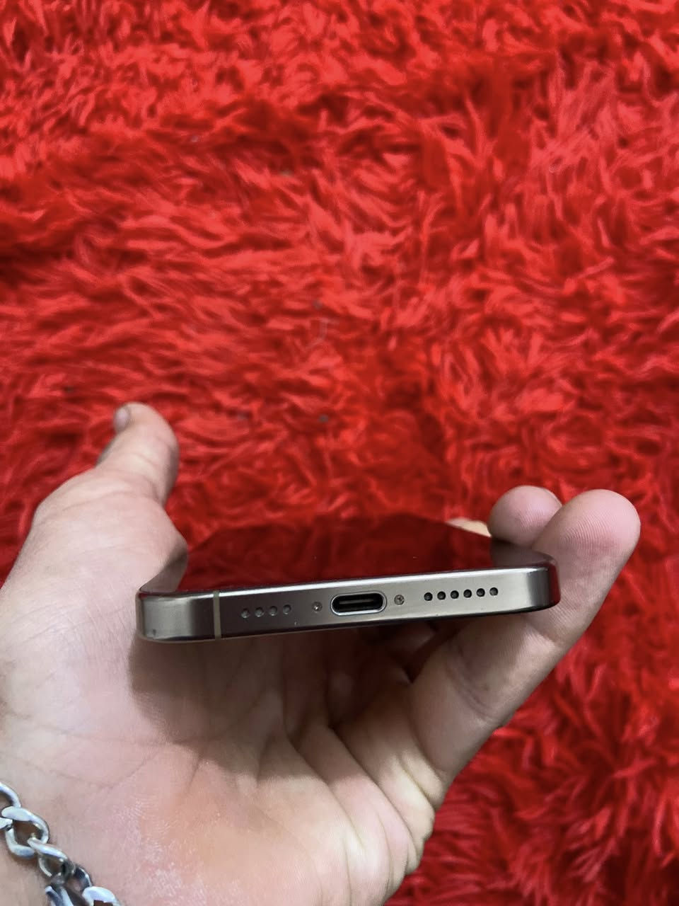 سلام عليكم ايفون ١٦ برو ماكس ذاكرة ٢٥٦ بطارية ٩٦ بي فقط ال نقطة الي بل شاشة او الضهر مكسور ما مفتوح ابد مكاني بغداد السعر مليون او بي مجال بسيط


**إذا كنت صاحب هذا الإعلان وتريد حذفه لأي سبب، رجاءا أرسل رسالة إلى الدعم الفني**