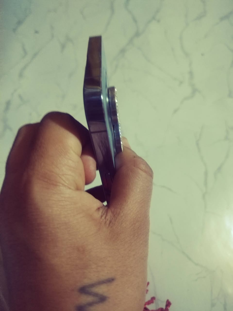 سلام عليكم ايفون امبدل شاشه فقط كفاله بطاريه 87__ذاكره 256السعر؟ +789 034 6724.)تصال ***********+واتساب
