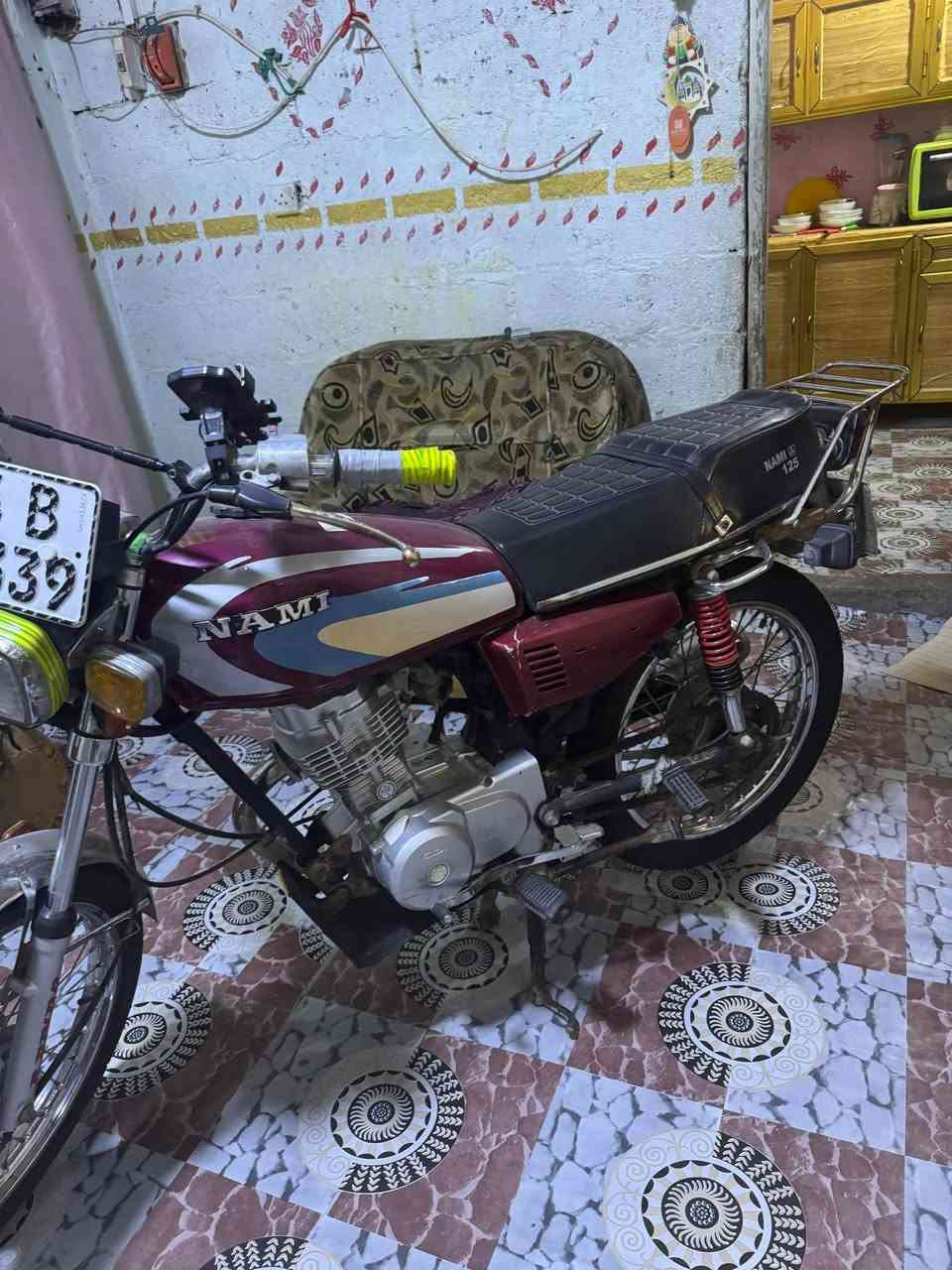 سلام عليكم دراجه نامه شلامجه مديل ٢٣ طالعه بل ٢٤ نضيفه ومامفتوح بيه برغي سنويه ورقم سنويتها تنتهي بل ٣٠ سعر مليون و٨٠٠ بيه مجال حك جيه ( متواجد وتساب ***********

