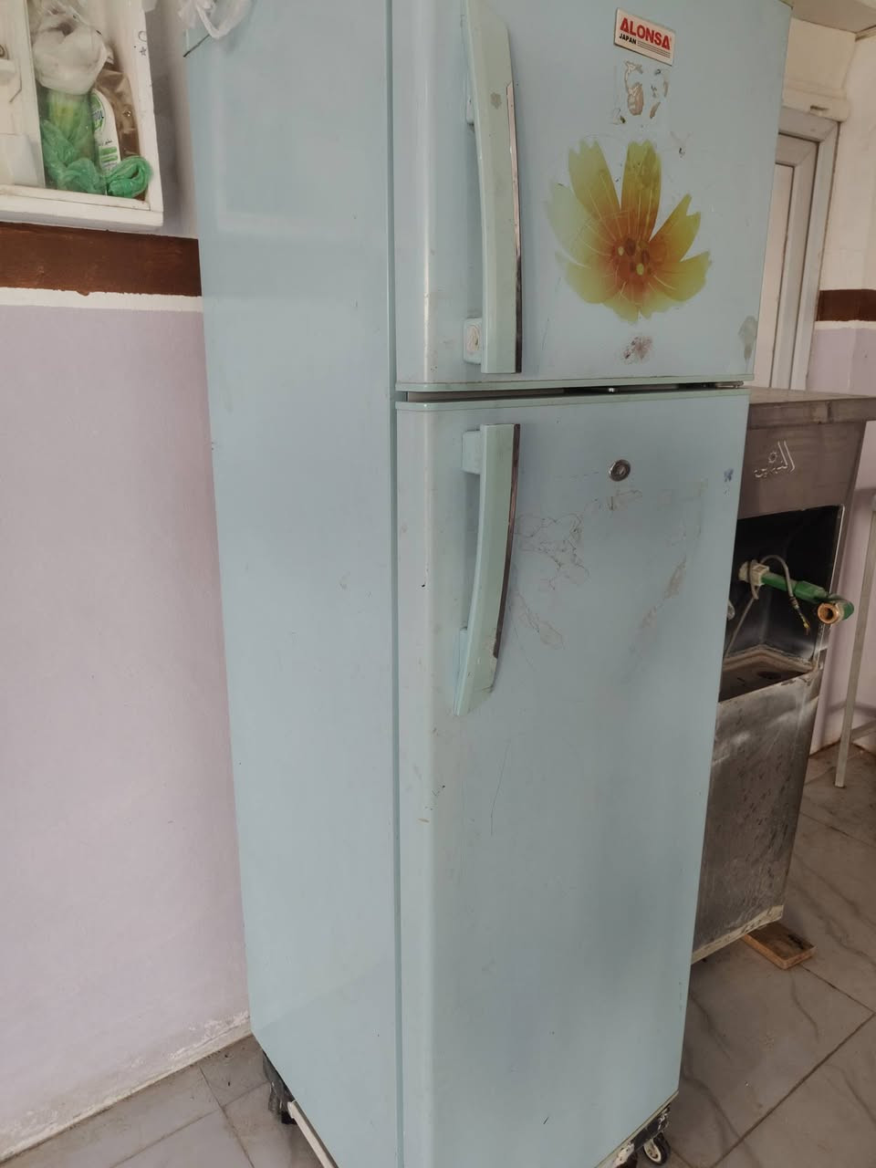 ثلاجه للبيع سعره
150 الف وبيها مجال لشراي شرط شغال


**إذا كنت صاحب هذا الإعلان وتريد حذفه لأي سبب، رجاءا أرسل رسالة إلى الدعم الفني**