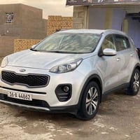 كيا سبورتج خليجي موديل ٢٠١٧ ماشيه ٨٧ الف السياره جديده كير ومحرك وحداد...