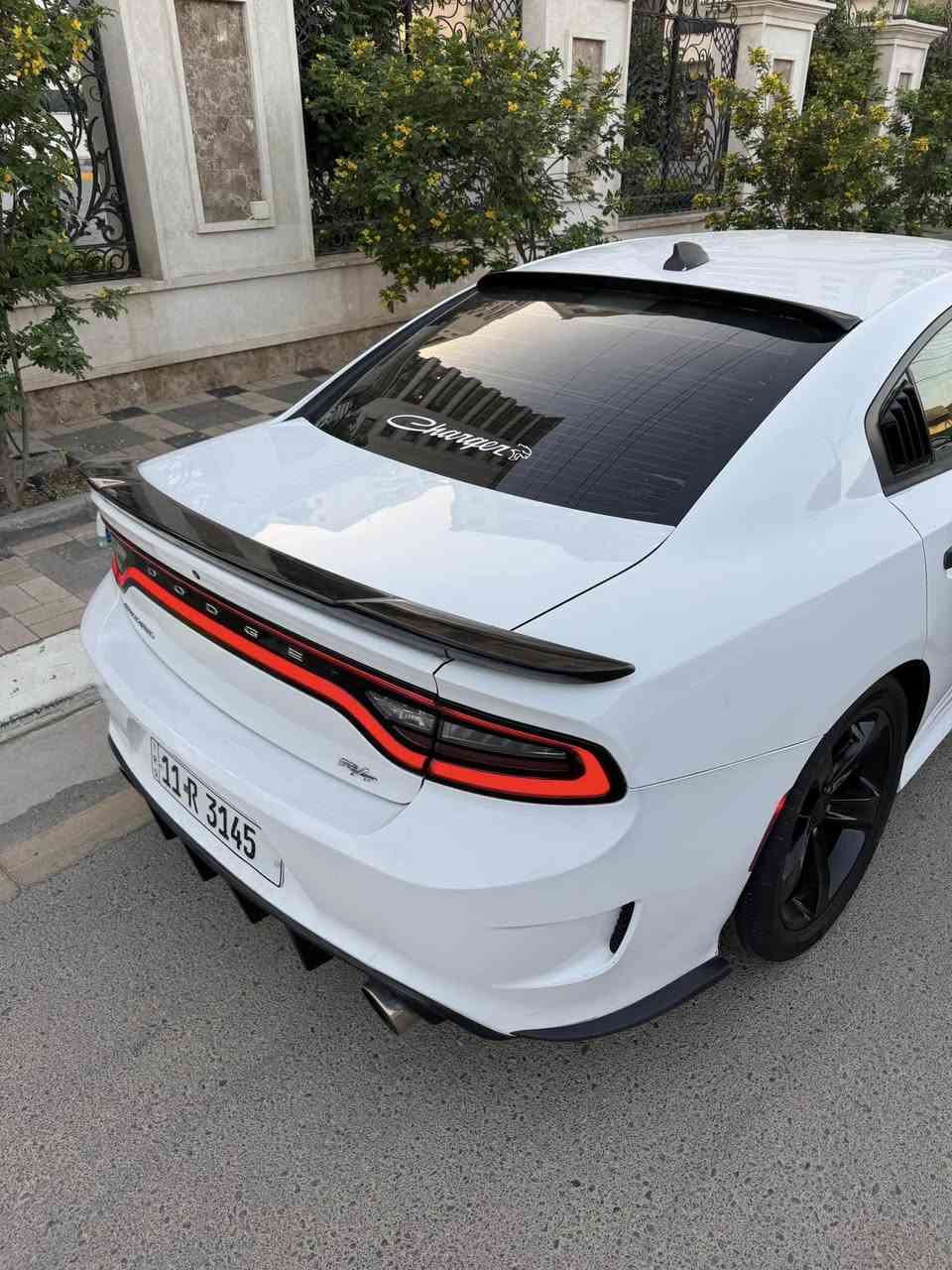 للبيع جارجر2016 اصل 
محرك 5700🚀 RT V8
ماشيه 75 mi
رقم بغداد رباعي الجديد بأسمي هزه جديده تحويل ثاني يوم 
حادثها جاملغ و بنيد فقط 
محرك كير كفاله 
عليه مراوح العاصفه 
عليها لدات اوركال 
عليها كت كامل SRT
ويل 20 نجمه 
تخم تاير جديد 
شاشه كبيره كامره 
شفتات ستيرن 
مثبت سرعه 
سماعات البايت 🔊 
تبريد قطعتين ثلج ❄️ 
السياره حلوه و جديده ما نازله ساحه متتقارن بالمهجومات 
السعر 173 و بيها مجال 

للاتصال ***********
