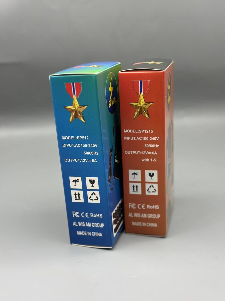 محولة طاقة كهربائية من spark
اسعار خاصة الى اصحاب المكاتب والشركات 
✅تكون بنوعين :
🎖️بدون موزع 
🎖️مزودة بموزع 1-5
✅ تحول من 220V الى  12V 6A
✅قدرة المحولة  72watt
✅مصنعة ضمن القياسات العالمية 
✅ كيبل من النحاس ١٠٠٪؜ 
✅مزودة بفلتر لتنقية الكهرباء الواصل الى الحمل
110-2220V ✅
✅50-60HZ


**إذا كنت صاحب هذا الإعلان وتريد حذفه لأي سبب، رجاءا أرسل رسالة إلى الدعم الفني**