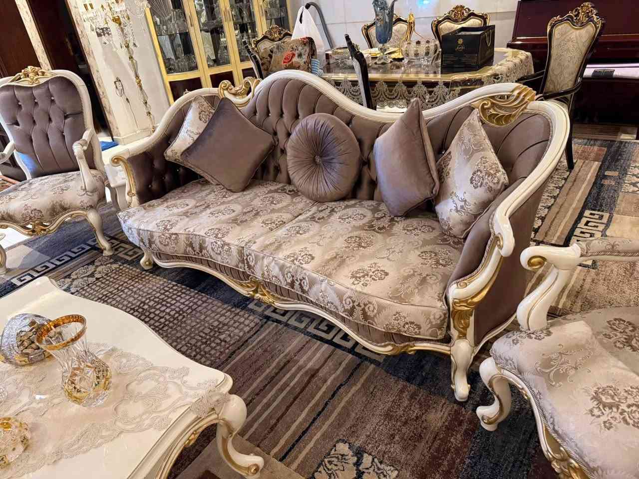 مرحبا تخم للبيع استخدام كولش قليل بعده جديد والزولية  هم التفاصيل بالخاص


**إذا كنت صاحب هذا الإعلان وتريد حذفه لأي سبب، رجاءا أرسل رسالة إلى الدعم الفني**
