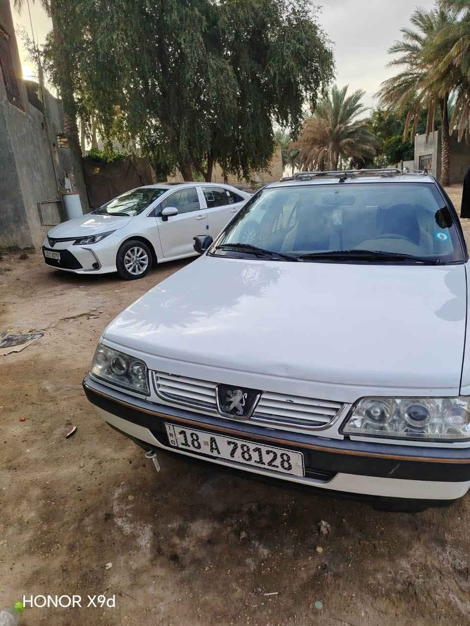 السلام عليكم بيجو ٤٠٥ موديل ٢٠١٧ رقم وسنويه جديد بسمي سياره جاهزه من كلشي تدفىه تبريد حداديه تخم تاير مكينه كير شرط الفحص سياره بيه تصليح خياسات بدون ضربه سعر سياره ٤٨ وبيه مجال كلش قليل مكان سياره كربلاء طوريج 
رقم الهاتف ***********
