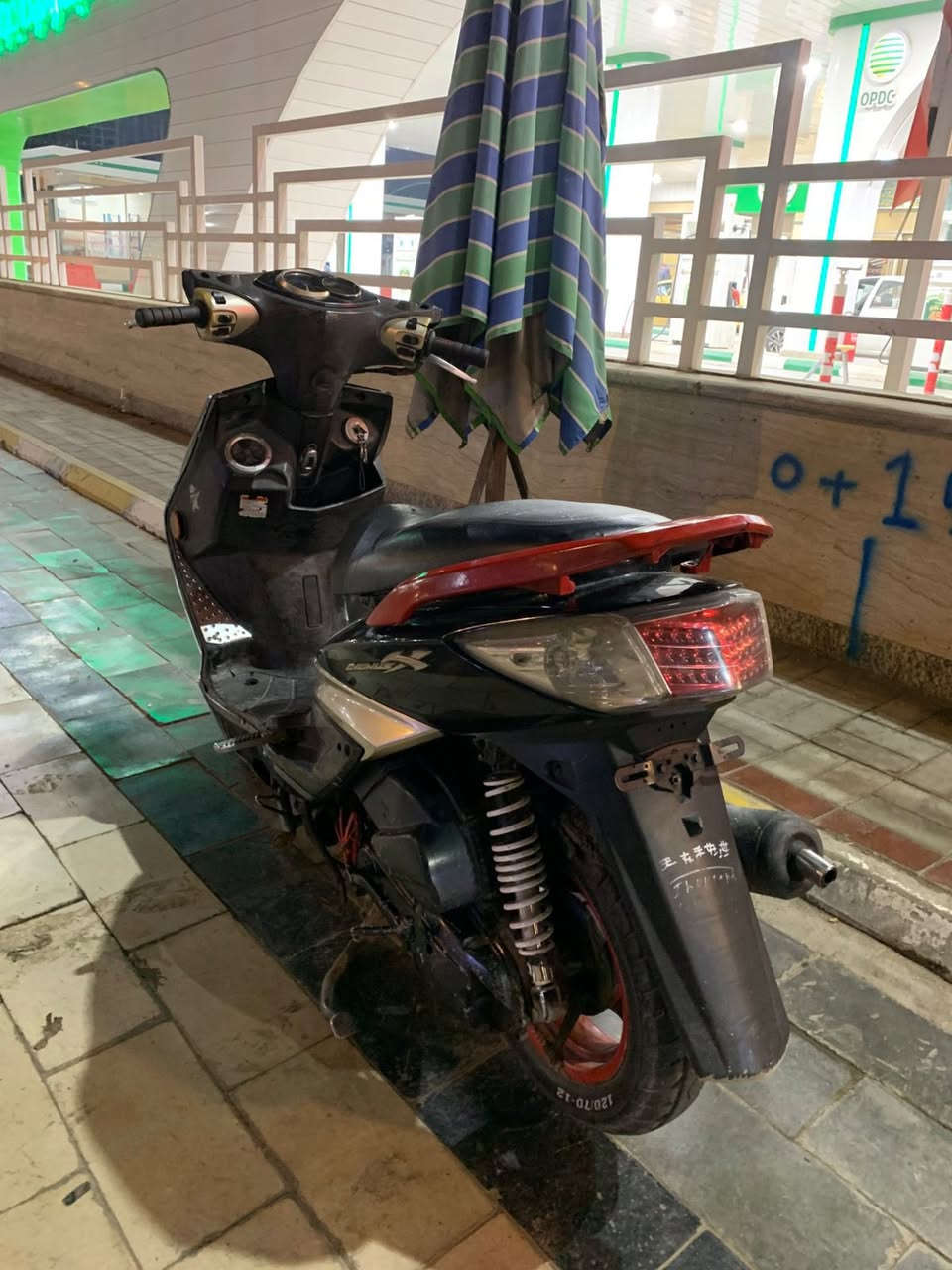 سلام عليكم سكنس فحل كولد ابو الطلاعات نوزل دراجه خير من الله نكره بكل وقت بيه كلج رياضي تشك الكاع بشرط بطناش دراجه كامله اي نقص مابيه ما عده واير كيلو متر و واير بريك بس  دراجه حلوه وناعمه ومرتبه نضيفه الدراجه كلش حلوه بلاديه سعر ٧٠٠وبيه مجال مكاني جكوك استفسار ***********
