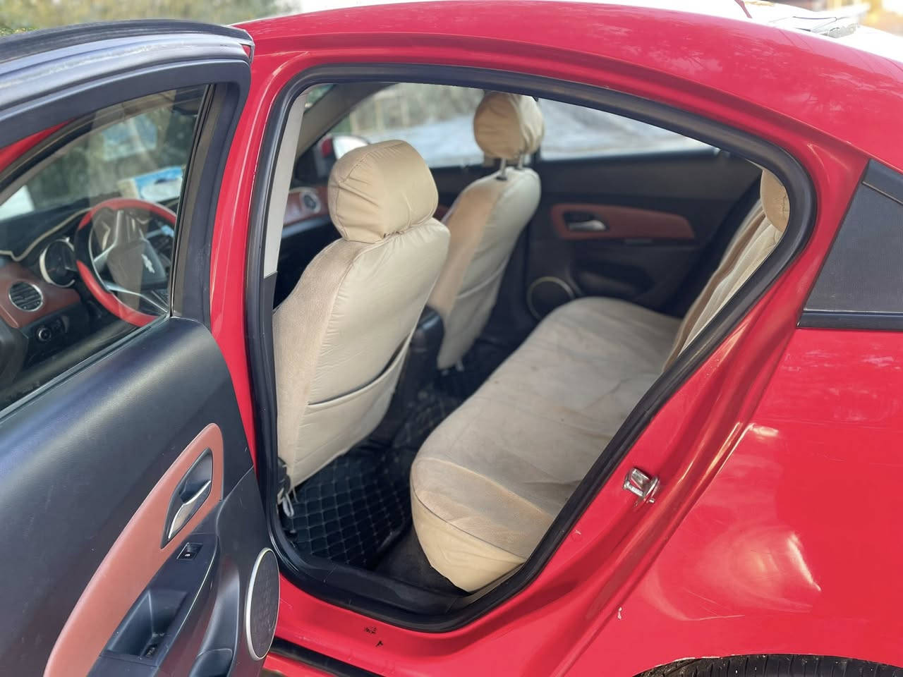 البيع او امراوس كروز رقم بغداد خليجي مكينه الف وثمنميه مكان كربلاء طوريج السعر 70اوبيه مجال الاتصال ***********)***********)
