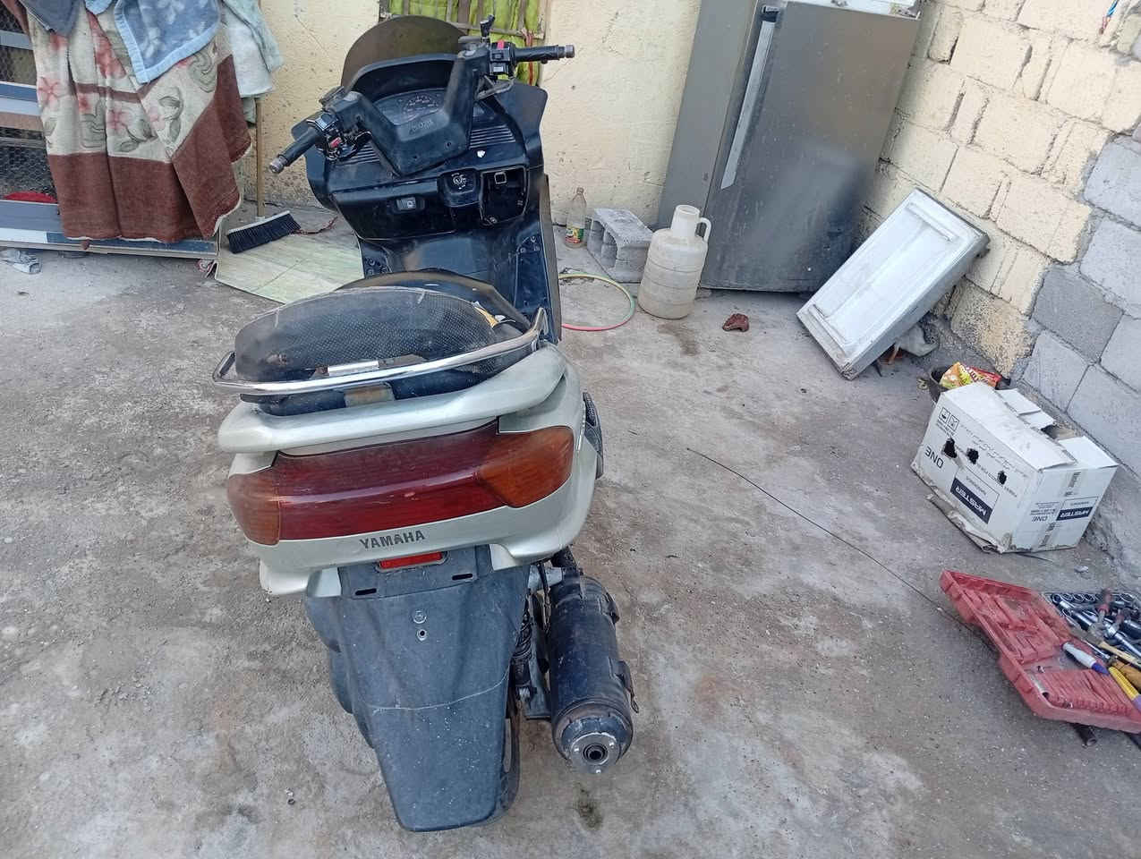 سلام عليكم دراجه ماجسته للبيع بيها رون مال حماوه غلط والدراجه اوراق السعر 475الف ***********
