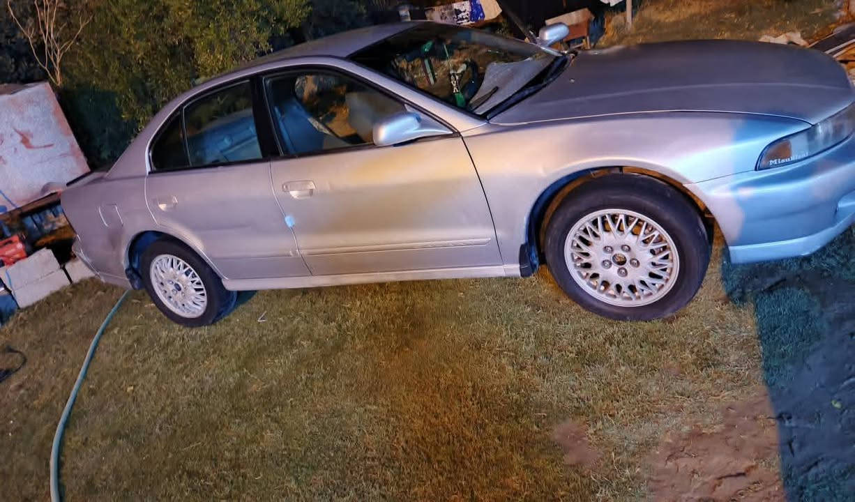 مسيبوشي لانسر نضيفه تبريد ثلج رقم بغداد تحويل مباشر ثاني يوم سياره نضيفه كلش صبغ حزام جمالي بس لا ضربه لا تعمير سياره مال جنايه 
سعر 48 وبيها مجال ابيع و اراوس


**إذا كنت صاحب هذا الإعلان وتريد حذفه لأي سبب، رجاءا أرسل رسالة إلى الدعم الفني**