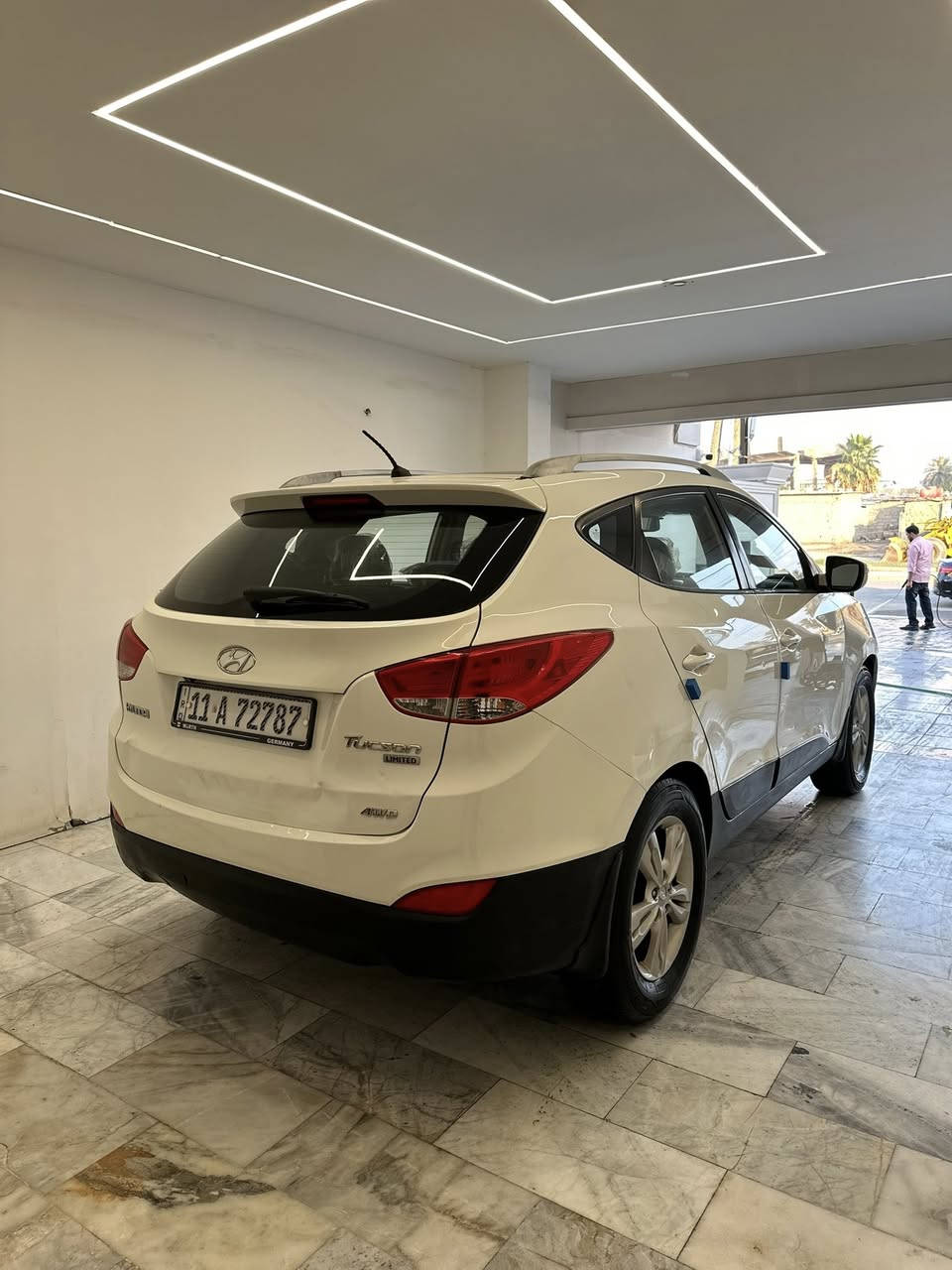 ‭0772 987 4920‬
اسلام عليكم اخوان توسان خليجي 2010 شكل 2011 و2012 بانوراما سياره مكفوله كفاله عامه من الصبغ حته دعاميات مكفولات ماشيه 94 حقيقي سبيرها ما نازل سياره جديده بمعنى الكلمه فقط بيها باردات وطخه بلجاملغ تخم تاير جديد محرك 2400 هزه جديده وسنويه لل28 بيها سبير سويج اضافي تحويل ثاني يوم بأسمي ورقمها الانكليزي الجديد عنوان السياره بغداد الحريه

‭0772 987 4920‬
