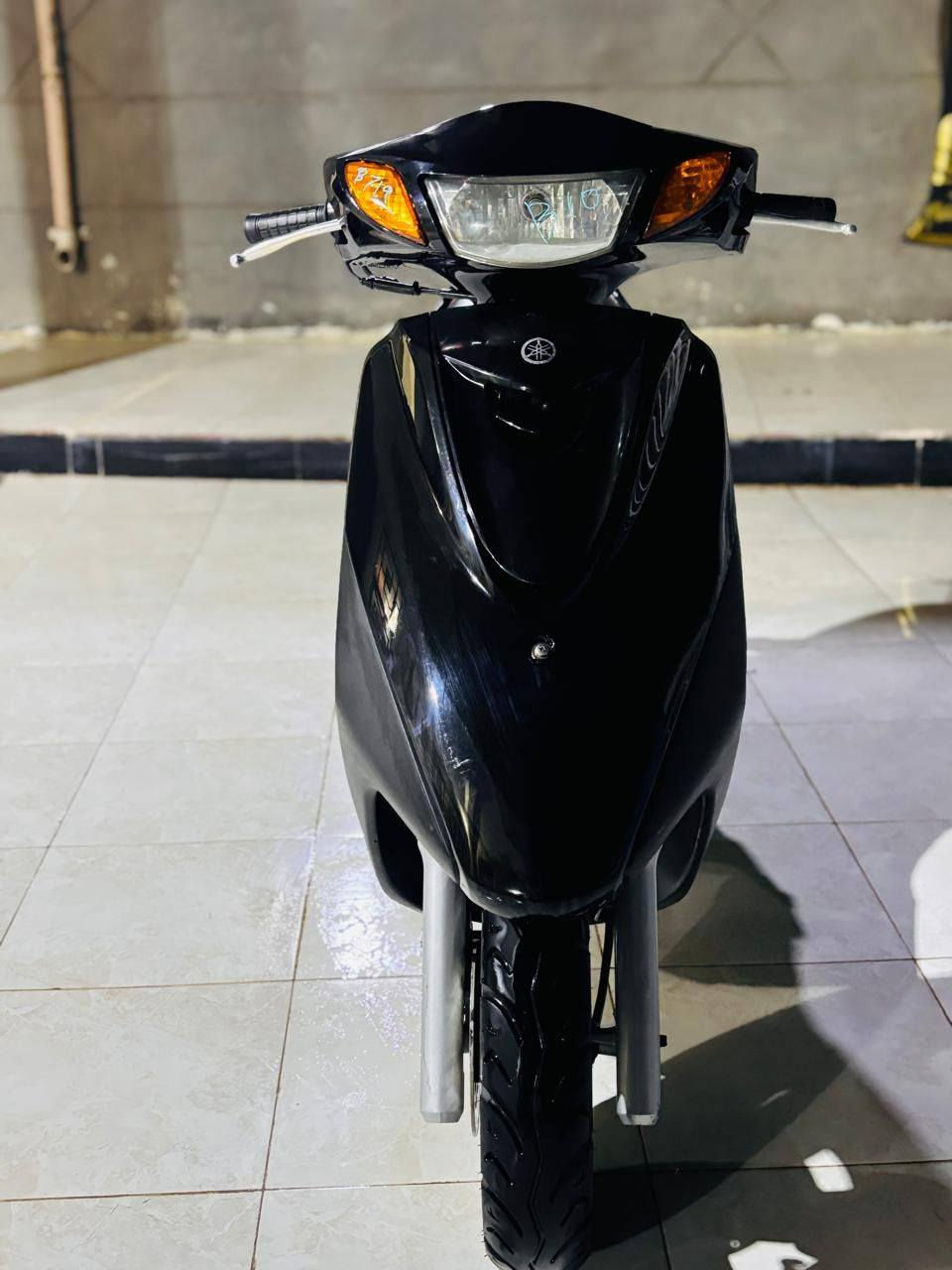 سلام عليكم دراجه اكزز رمبه صارلها ٥٠ يوم من طالعه كفاله من كلشي
السعر مليون وربع وبيها مجال قليل / ***********
