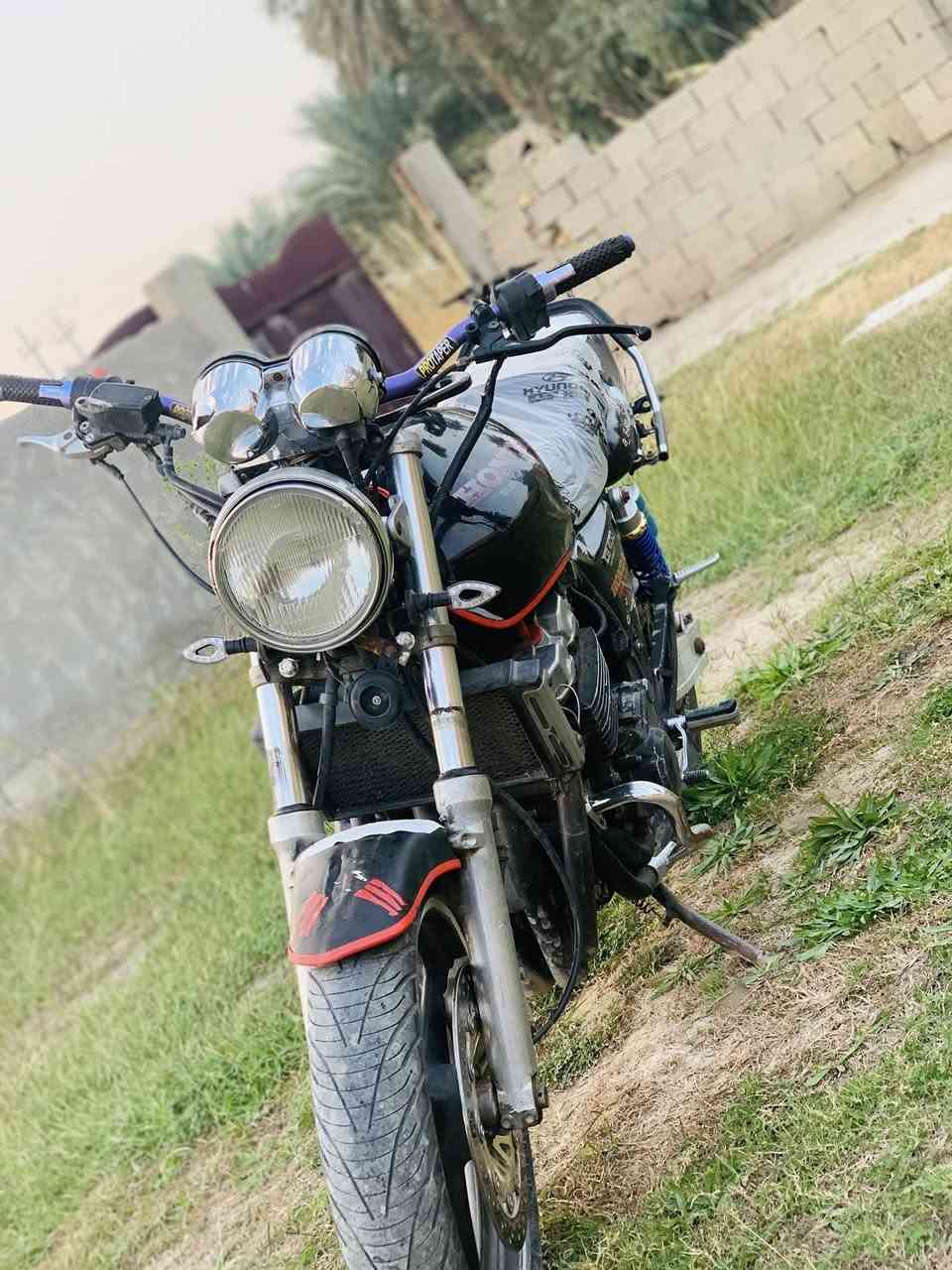 للبيع سيبي فور جيل اول  دراجه حلوه ناعمه خير من الله لا تنقيص لا دخان  محرك مفتوح فقط كور ترايك وين متريد شلعه خير من الله اول ثاني ثالث بطناش فصله لهيب نار مكان الدراجه بابل جبله  ***********
