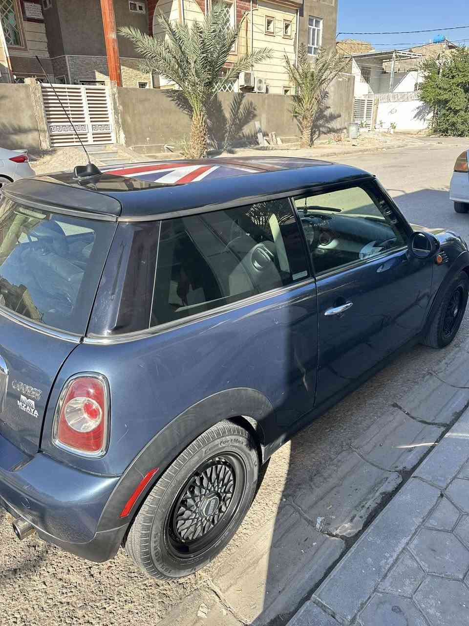 مني كوبر للبيع موديل 2011 محرك 1600 جديد كير أوتوماتيك كشنات جلد بصمه دبل بانوراما أناره محيطية 7 ألوان ويل كب كراسي تدفئة جاهزه وبأسمي رقم بغداد السيارة موجوده بالنجف السعر النهائي 65 للمعلومات ***********
