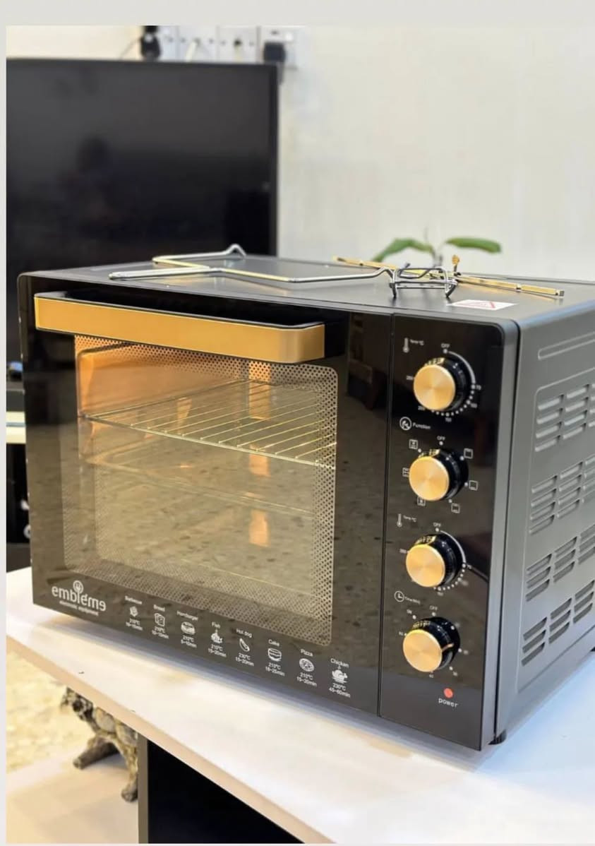 #الوكيل_الحصري_لشركه_امبليوم_في_النجف_الأشرف 🫡

جمال او اناقة 
جديد من شركة امبليوم اوفن حجم 60 لتر دبل جام  
الاوفن الملكي 👑 اسود ومطعم بالذهبي 👑
🔺ضمان حقيقي لمدة سنه كاملة🔺
✨المواصافات✨
🔸ابعاد الجهاز العرض 58 CM الارتفاع. 40 CM
🔸دبل جامه ٤ جنلات  
🔸صينيه مستطيله عدد ٢
🔸شواية دجاج دواره
🔸هيتر رباعي حلزوني 
🔸مروحه لتوزيع الحراره
🔸اناره داخليه💡💡
🔸سيبايه ستيل
🔸حماله ستيل لاخراج الصواني من داخل الجهاز
🔸حماله ستيل لاخراج شوايه الدجاج

اوقات دوام الرسمي  🔻 

10 صباحا لغايه 12 ليلاً

‎موقعنا 📍 : نجف الاشرف - شارع المطار -  مقابل بوابه الدخول - أو على جهه مخابز وافران النجف 

*********** 📞***********⁩
