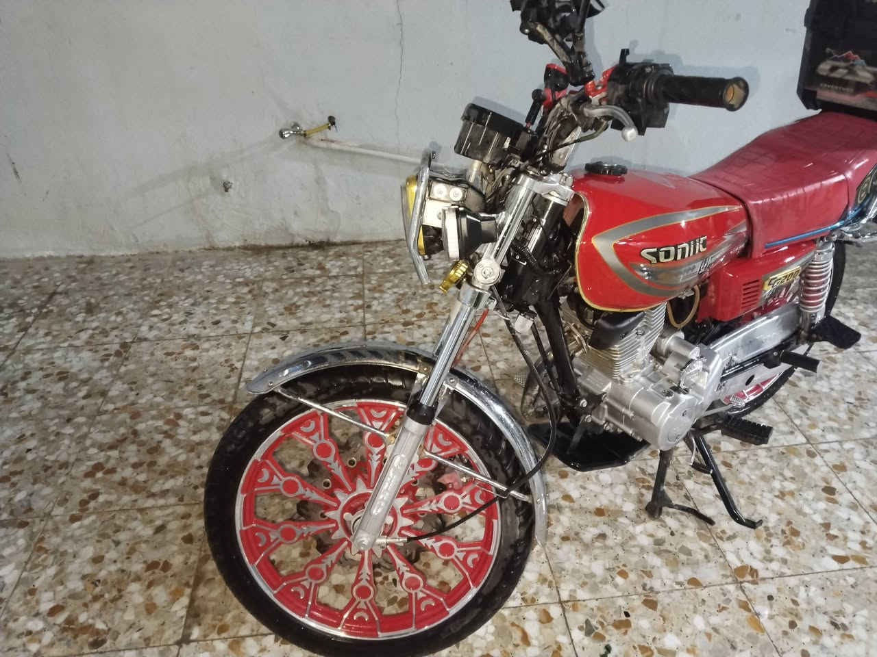 سيفان 2026 أصولي من العارضي سعر 975الف مكينه 200cc استفسار ***********.
