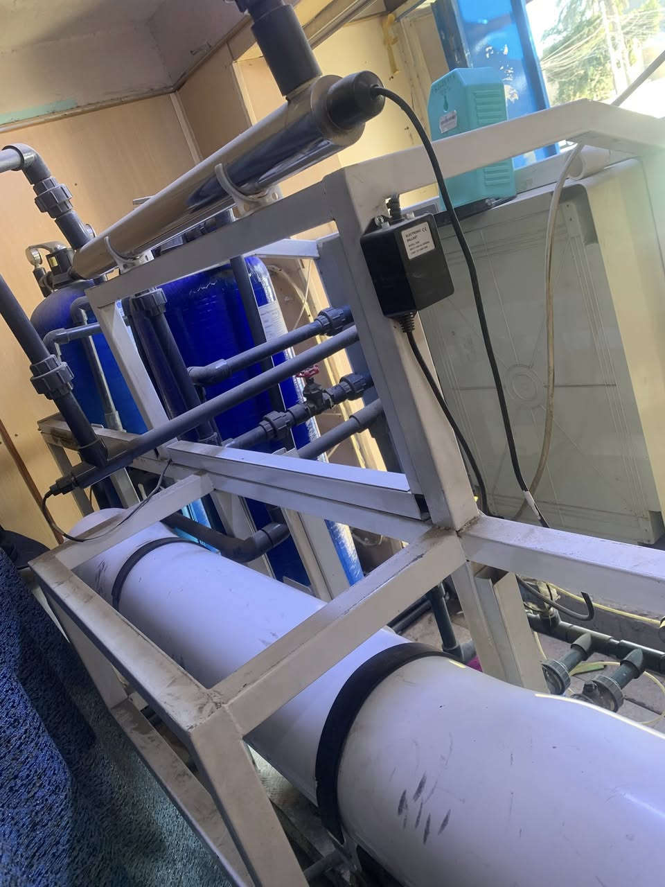 محطه ماء 1000 لتر بلساعه كامله هيه وغراضها ماعدا المحل للبيع 
***********
