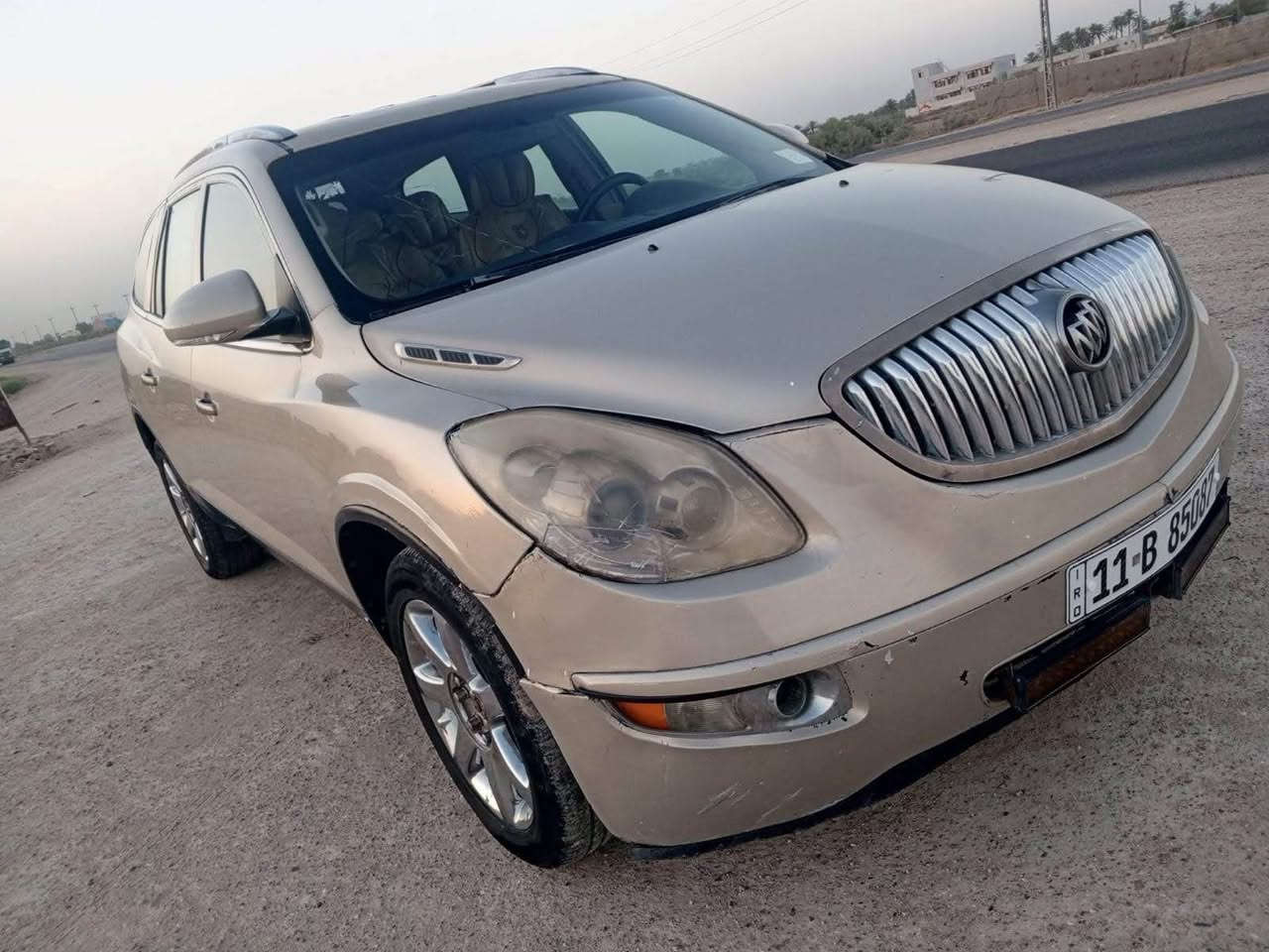 السلام عليكم 
بيوك انكليف للبيع او مراوس 
موديل 2010 
مكينه ستة سلندر (3.6)
سبعة راكب 
كشنات جلد 
كشن السائق والصدر كهربائي
تبريد ثلاث قطع 
مكينه جديده 
كير جيد جداً 
صدر امامي جديد 
منظومة احتراق كلها جديد + عبوة فيت بم جديده 
تحكمات استيرن 
اشاير بالمري 
نظام الكير اوتو +عادي 
السعر 73$ ورقة وبيها مجال 
باسمي وهزه جديده 
مكاني بغداد 
للاتصال (***********) بغداد, العراق
