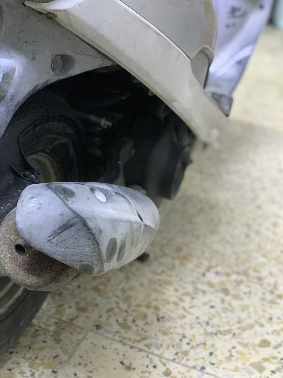 السلام عليكم ماكس منغولي بلادي بس بيها سلف تجاري الدراجه مشي خير من الله كفر ختم واحد السعر 600 وبيها مجال للشراي العنوان مدينه الصدر الرقم *********** متوازي على بيعتها
