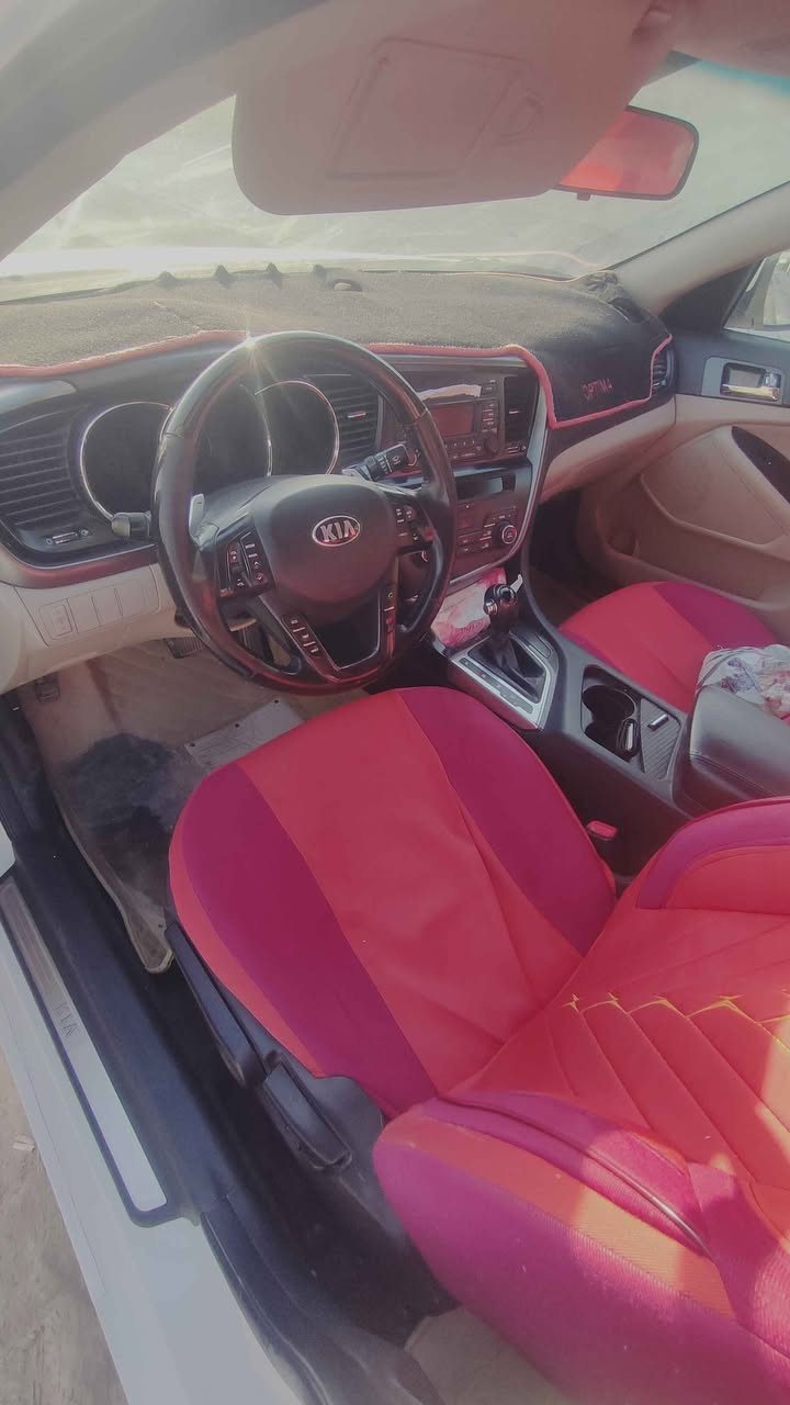 سلام عليكم

للبيع اوبتما موديل 2013 وارد خليجي 
صدفي ابو شذره... رقمها سليمانيه دولي

فول عدها الفتحه
 بصمه تشغيل بيبان جنطه
حساسات 
تحكمات ستيرن
اشاير مري شفط كهرباء
تبريد قطعتين
محرك 2400 ماشيه 170
بيها قطعه وحده فقط لا فتح ولا تبديل
سياره مال جناي جديده  واحلى من صور
مكانه ديوانيه سعره 142 
*********** Singapore
