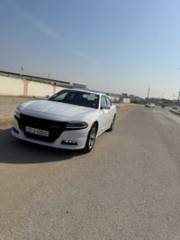 جراند شيروكي • ٢٠١٧ • مقاعد جلد فتحة سقف