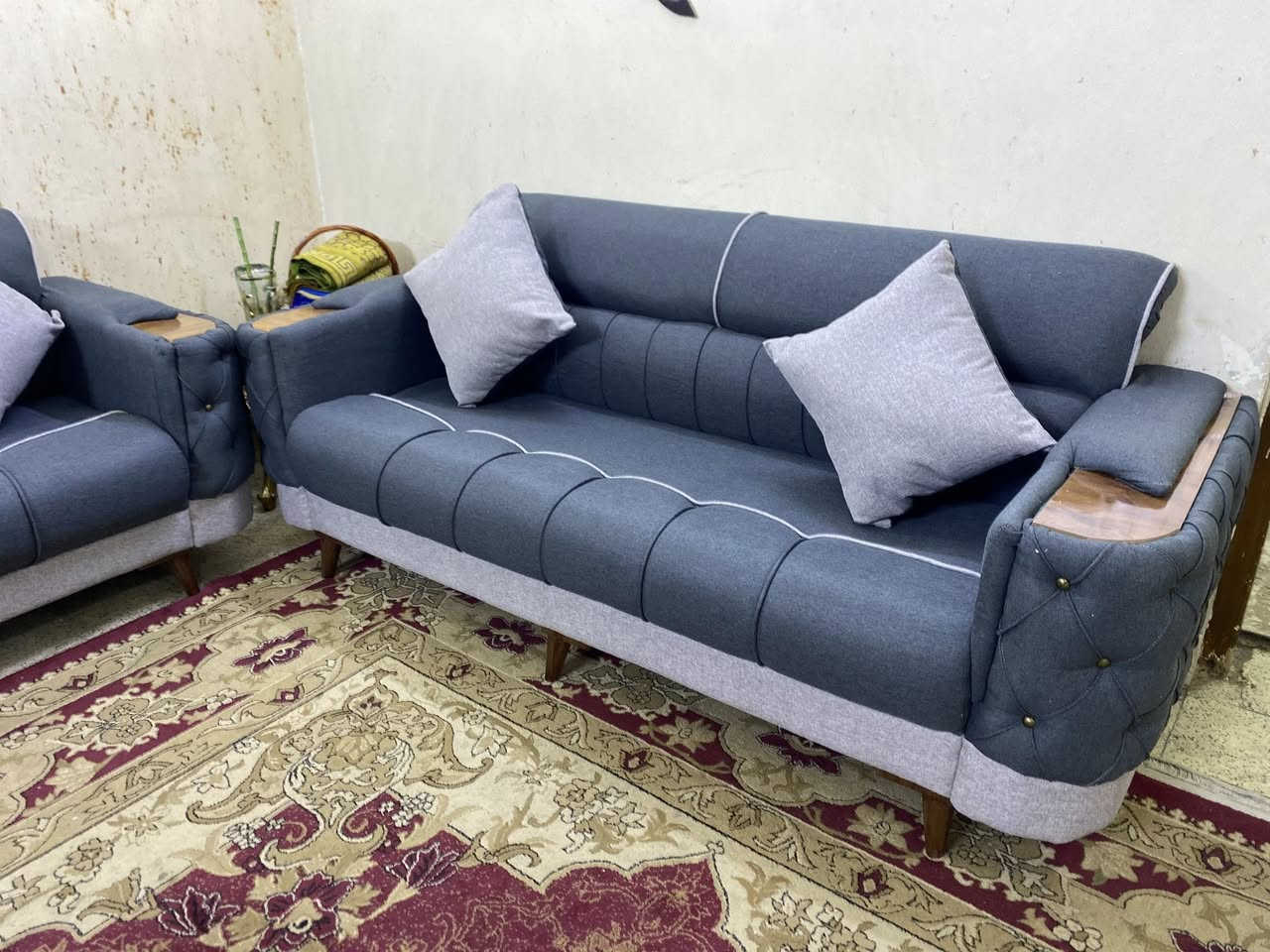 السلام عليكم عندي تخم قنفات جديد امانة الله بارحة اخذته حتى بجياسته 
مااريده بسبب مكان البيت ميوسع القنفات 
اخذته ب٧٠٠اريده ب٦٥٠وبي مجال


**إذا كنت صاحب هذا الإعلان وتريد حذفه لأي سبب، رجاءا أرسل رسالة إلى الدعم الفني**