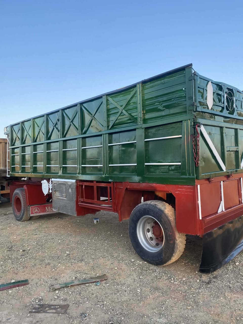 السلام عليكم للبيع عربانه المانيه طول ٧وربع لستفسار أكثر عرقم ***********
