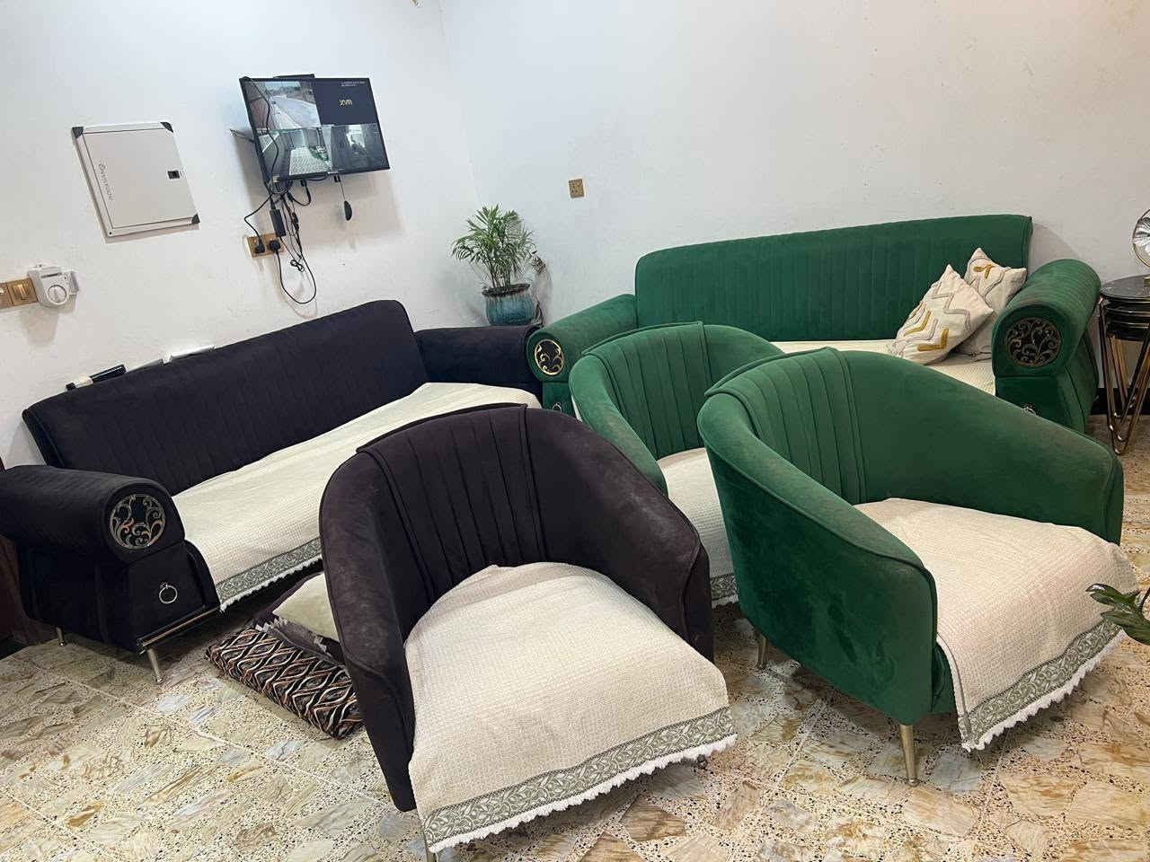 السلام عليكم
تخم قنفات للبيع
حيييل نظيف جديد
المكان تكريت حي القادسية
السعر ب ٣٠٠ وبي مجال
رقم مبايل ***********
