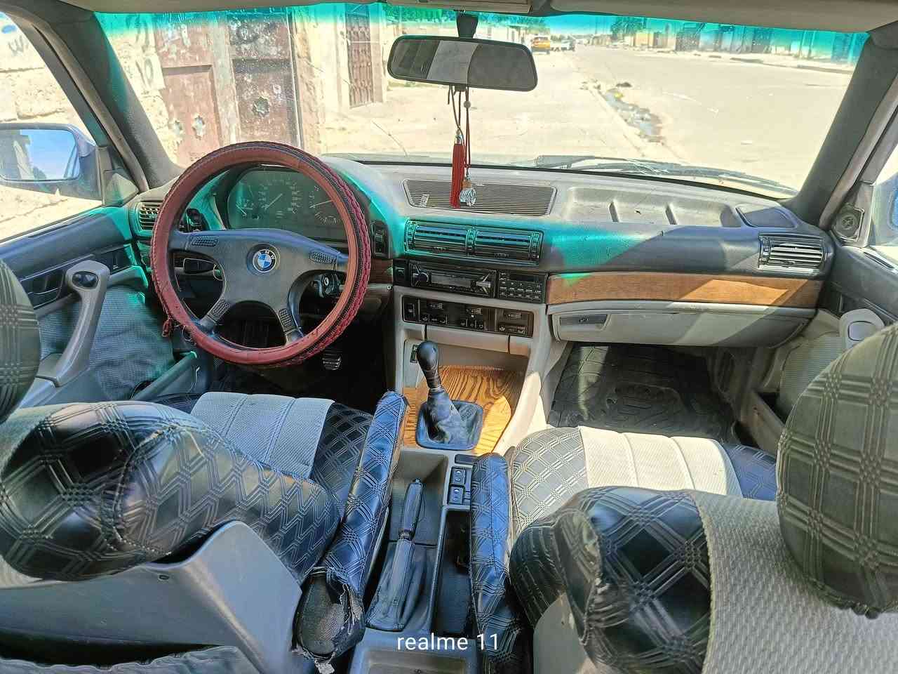 السلام عليكم للبيع 735 موديل 91 كير عادي رقم انبار بسمي شرط التحويل مكاني بغداد المحمودية السعر 33
***********///***********
