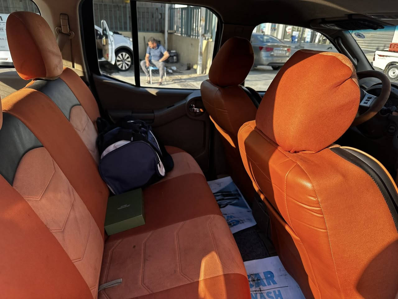 بسم الله
نيسان اكستيرا موديل 2012

ماشيه 140 وقابل للزياده 

رقم دهوك 

خليجي بيهة شبر صبغ بالجاملغ الخلفي وشبر بالجاملغ الامامي 

دفع رباعي ثقيل وخفيف 

كير اوتو 

محرك 4000 

تبريد تدفئه خير من الله جديده 

سياره خير وبركه من الله حلوه ومرتبه 

سعرها 135$ وبيها مجال 

شاشه اندرويد

سياره كلش حلوه وبالعافيه ع الصير من نصيبه غير متواجد ع الفيس رقم موبايل ***********

سنويه باسمي وهزه جديده 

للعلم السياره مشتركه بالاتحاد قابل للتزويد البري
