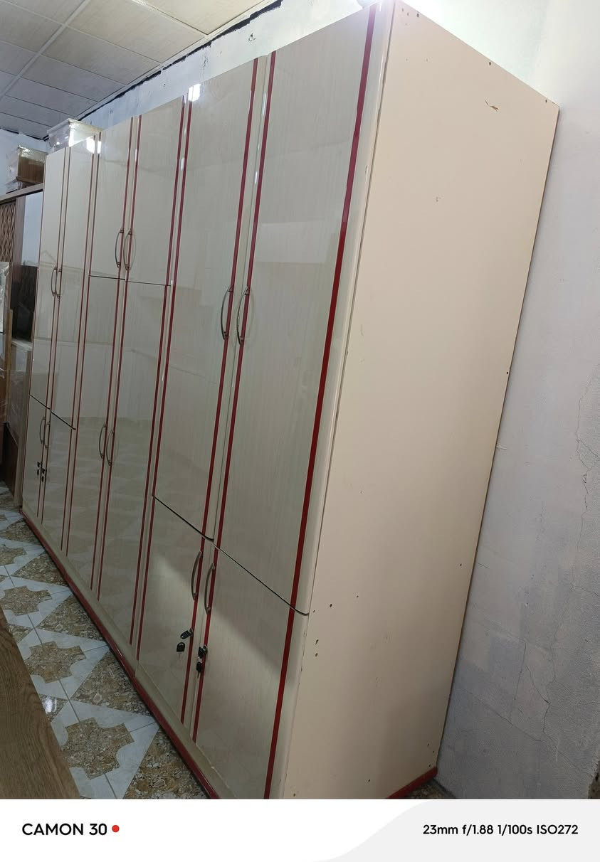 ناونيشان سليماني كاتيسپيكه/پيشانگاي مه ليك

سعري/٣٠٠ هه زار قفلي

كانتؤري/٦ تاك / بالام پريس/ له ماع/ / ده ستكرد

دريژي/٢٧٠سانتيم/ به رزي/٢٢٠/  قولي/٧٠ سانتيم

زؤر باكو خاوينه بيعه يبه مالي دؤسته

هه ربه ريزي خوازياريتي  ئه تواني په يوه نديمان پيوه بكات

گه يانديشمان هه يه بؤ سه ر جه م شاره كان

***********  viber
