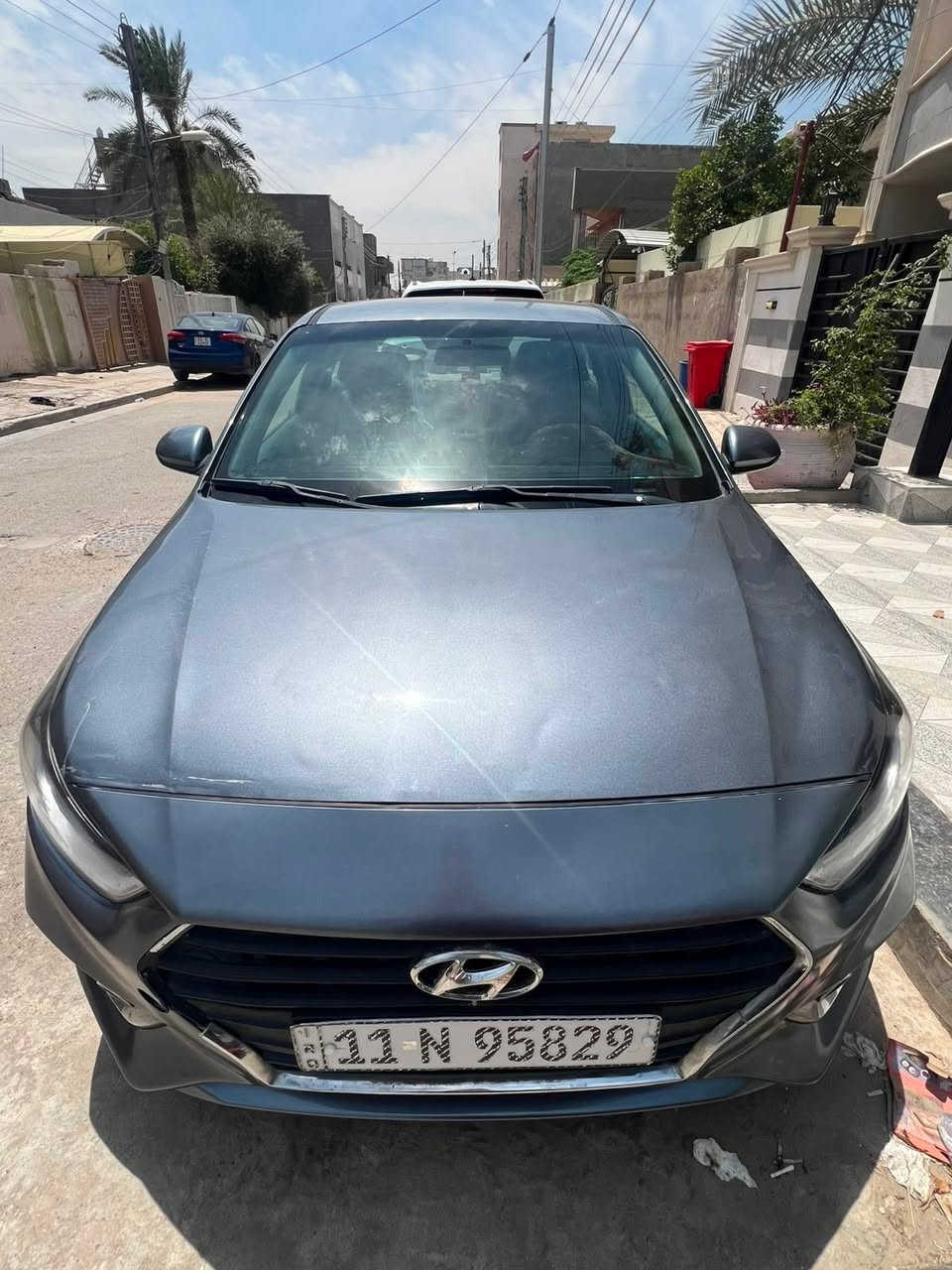 السياره للبيع اكسنت
موديل ٢٠١٩ 
محرك ١٦٠٠ gdi
سياره مثل ماوضح بسونار 
محرك وكير مكفوله 
شاشه تحكمات سترين 
*********** 
السعر ٩٥ وبيه مجال 
الشراي يتصل وع راسي
