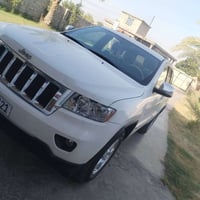 توجد جيب موديل 11 بعداد أمريكي بيها قطعه صبغ بدون دواخل والباقي مكفول ...