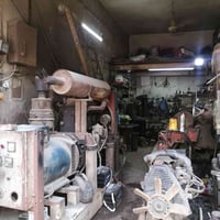 مولد 60 كيفي 240 امبير شغاله محرك ايفه تصنيع عراقي راس توليد لطش بالمح...