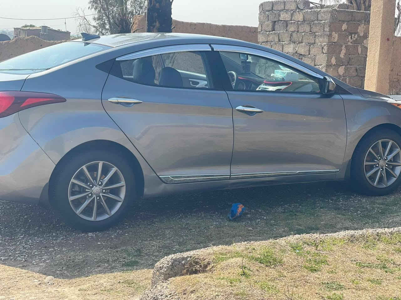 السلام عليكم
النترا موديل 2016
بيع فقط بدون مراوس 
فول ماعدا البصمه
وبيها صبغ  قطعتين وسونار مرفق بالمنشور
 السعر 112
الاتصال ***********
