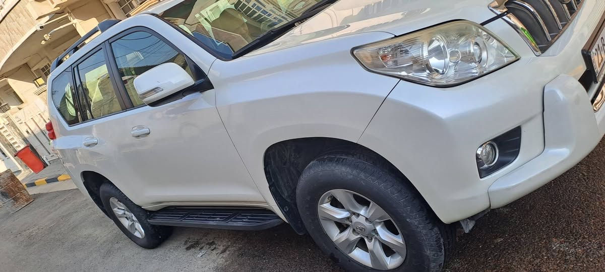 برادو موديل 11 اربعه سلندر رقم سليمانيه الجديدماشيه 160 الف  صدر ممتاز تخم تاير جديد باتري جديد محرك وكير مكفولات كفاله عامه السياره مكفوله بغداد الدوره يم كلية دجله اتصل واتساب واتساب ***********
