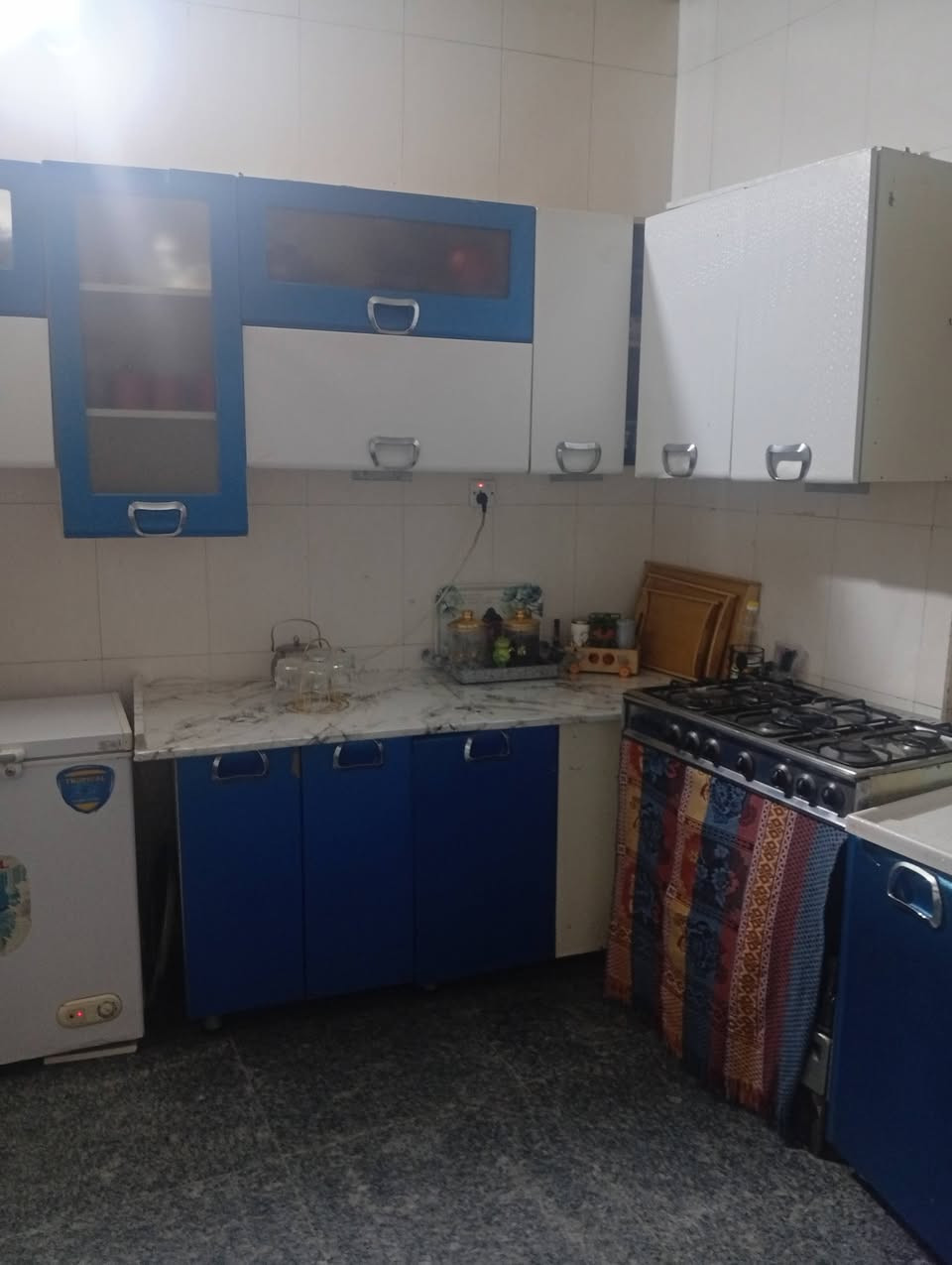 بسبب الوعود الكاذبه
مطبخ كامل للبيع بمليون ماابيع قطع
***********
