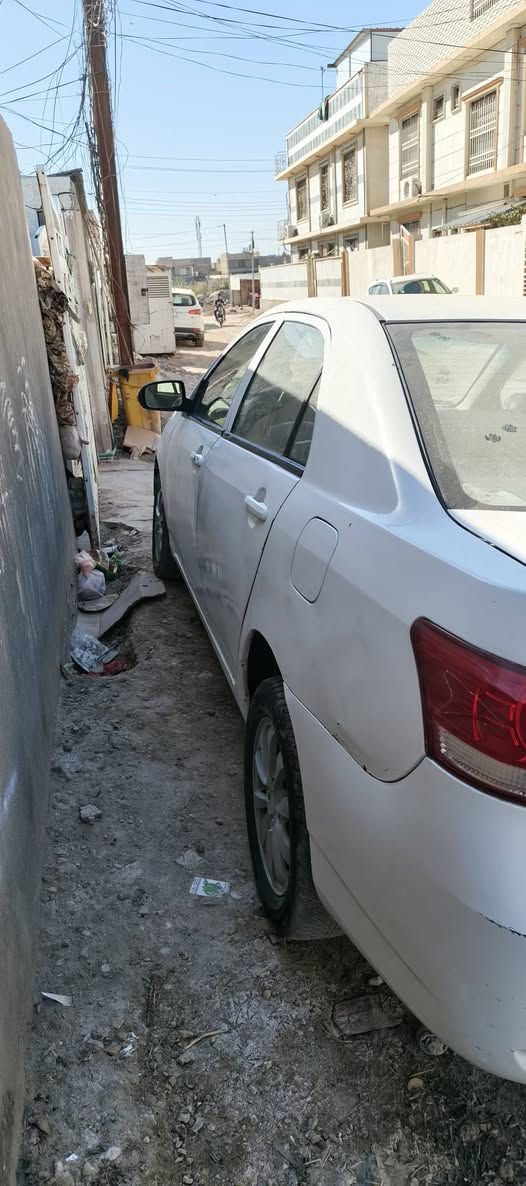 سلام عليكم بي واي دي موديل ٢٠١٣ رقم بابل الماني مصبوغه حزام خياسات معمره كير مكينه حداديه كفاله تحويل ثاني يوم مكان بابل حي العسكري ‏‪***********‬‏ سعر (55) وبيها مجال
